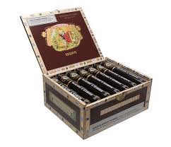 ROMEO Y JULIETA RESERVE CORONA EN TUBO (45X5 5/8)