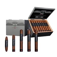 CAMACHO Coyolar Titan Ce US 25's 6.125X54(25)