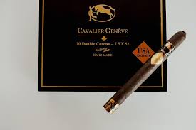 CAVALIER GENEVE USA EXCLUSIVE BLACK ROBUSTO (20)