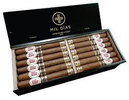 CROWNED HEADS MIL DIAS MARRANITOS 23 LTD. ED. 61/8X48 (12)
