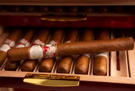 ROMEO Y JULIETA BED OF ROSES CHURCHILL 7.5X50 BUNDLE (24)