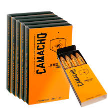 CAMACHO Connecticut Figurado Ce US 4's 6.125X54/42 (4)