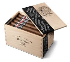 LA GLORIA CUBANA MEDIO TIEMPO TORO 6.125 X 50 (25)