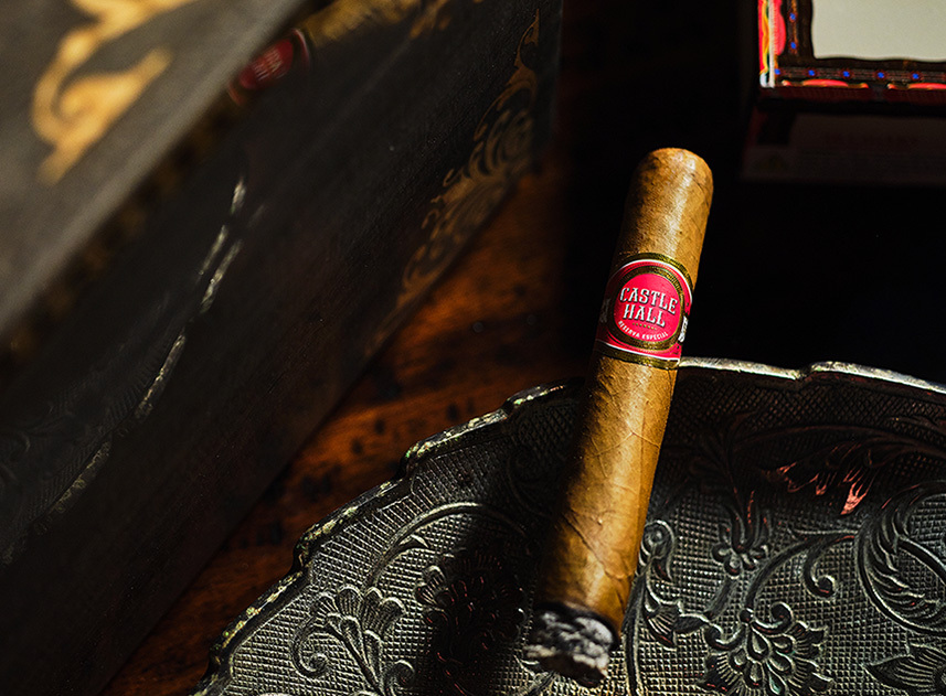 GURKHA CASTLE HALL DOMINICAN TORO 6X54  (20)