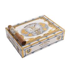 GURKHA SAN MIGUEL PETIT CORONA (20)