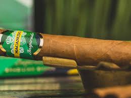 MACANUDO INSPIRADO BRAZILIAN SHADE TORO 6.5X52 (10)