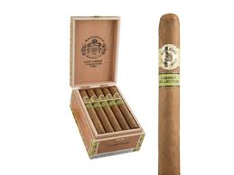 MACANUDO CABINET COLLECTION CORONA (15)