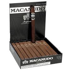 MACANUDO INSPIRADO BLACK CHURCHILL 7 X 48 (20)