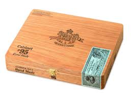 CUESTA REY #95 NATURAL CABINET 25(61/4X42)