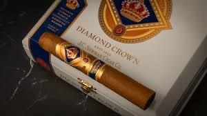 DIAMOND CROWN CLASSIC #7 PYRAMID BX 15(63/4X54)