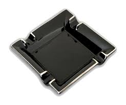 JC NEWMAN CRAFTSMAN'S NEPTUNE BLACK ASHTRAY