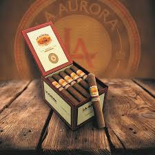 LA AURORA 1962 COROJO - CHURCHILL (20)