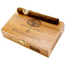 PADRON SERIE 1964 80 YEARS MAD  (8)