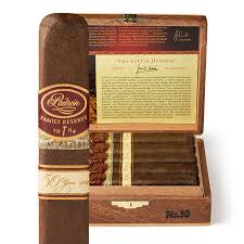 PADRON FAMILY RESERVE NO. 44 YEARS (10)