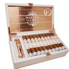 RP WHITE LABEL ROBUSTO+LIGHTER LIMITED E 5X50 (20) ROCKY PATEL