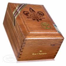 TATUAJE BON CHASSEUR 5 3/8X52  (20)