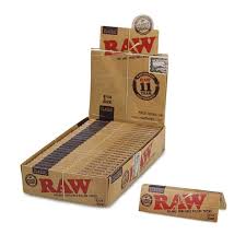 RAW CLASSIC 1 1/4 ROLLING PAPER (24)